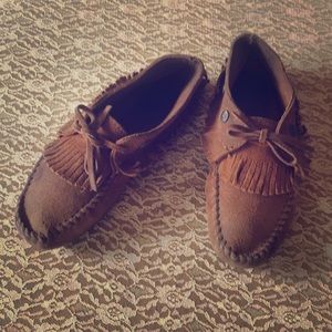 Minnetonka slip on suede Moccasins